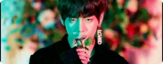 Aku sedang menjalin hubungan yang penuh gairah dengan playboy Kim Taehyung. thumbnail