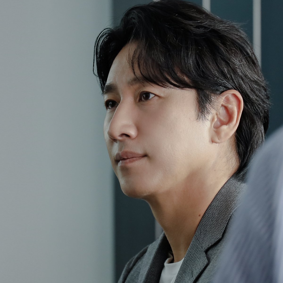 이 선 균 [경찰서장] image