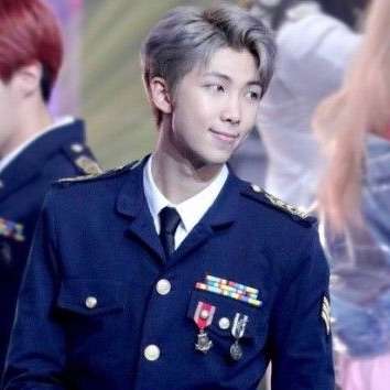 김남준 | 경사 image