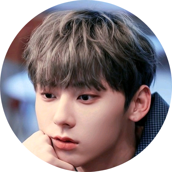 황민현 image