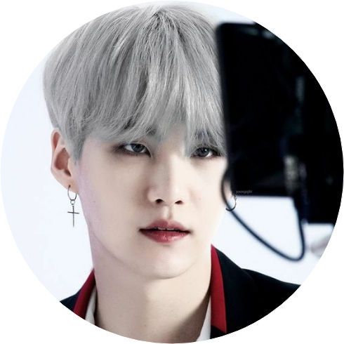 민 윤 기  . image