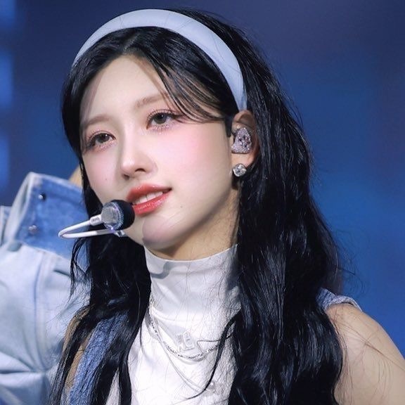 정은비 image