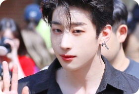 Mio fratello è una celebrità thumbnail