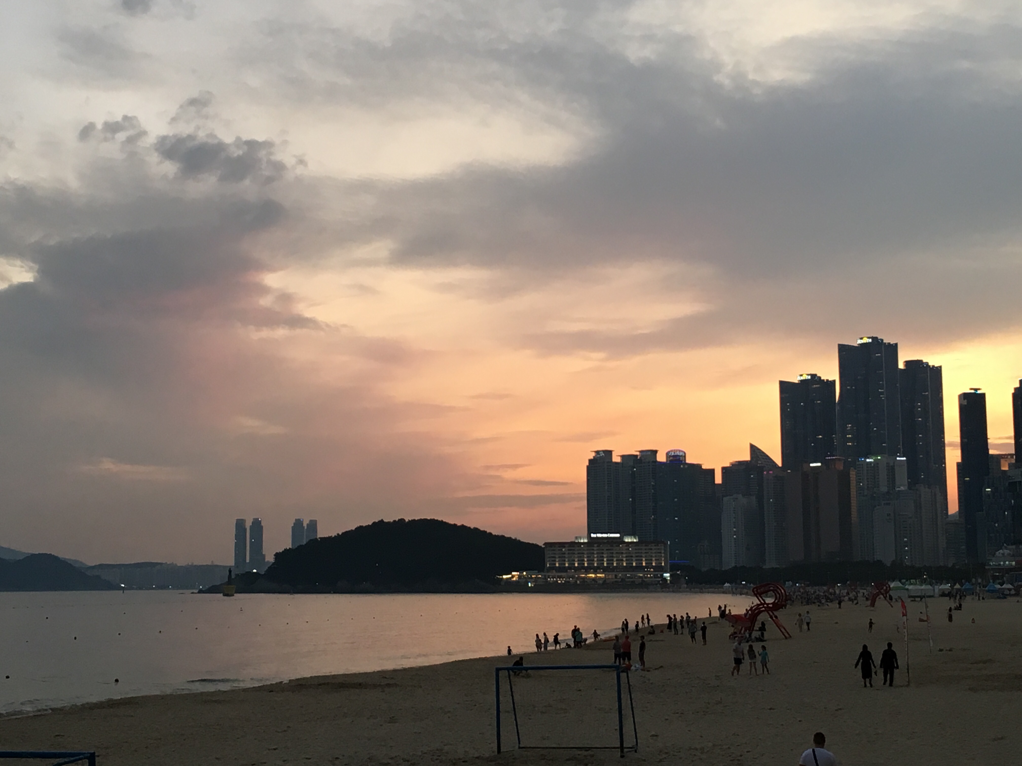 안아ㅏㄷ thumbnail