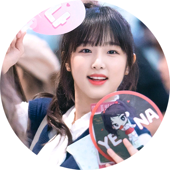 최예나 image