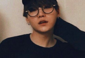 일진선배 쌍코피 터트렸어요 thumbnail