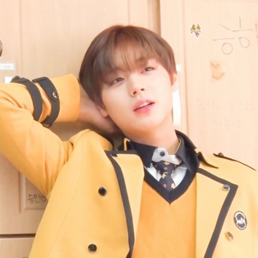 박지훈 (18살) image