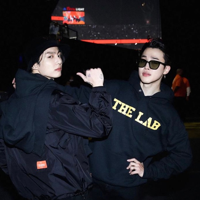 지민, 정국 image