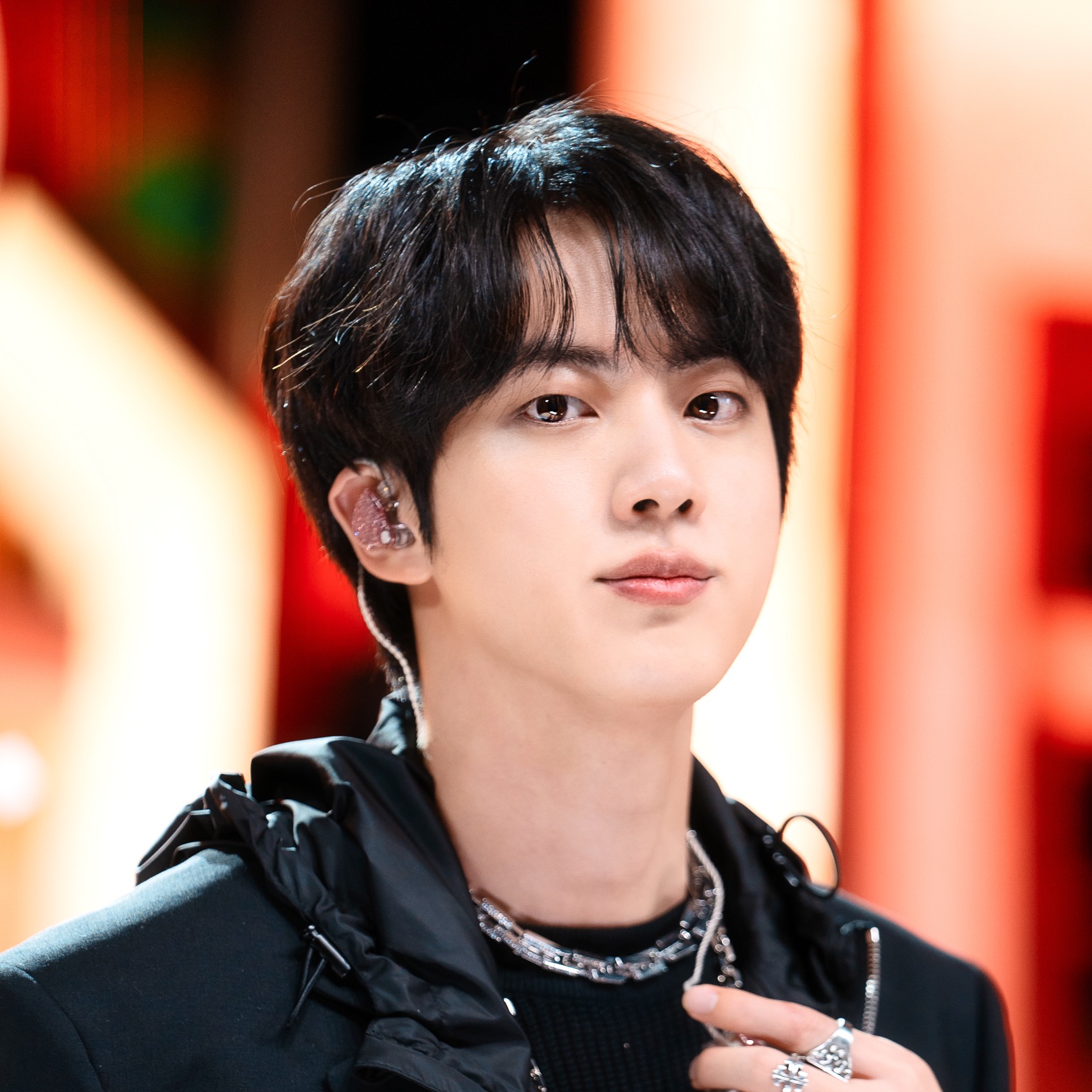 김석진 image