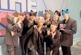 Jika Anda adalah pelanggan atau pernah melihat karya saya atau mengenal saya, mohon berikan dukungan thumbnail