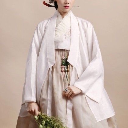 무녀 , 강 설 image