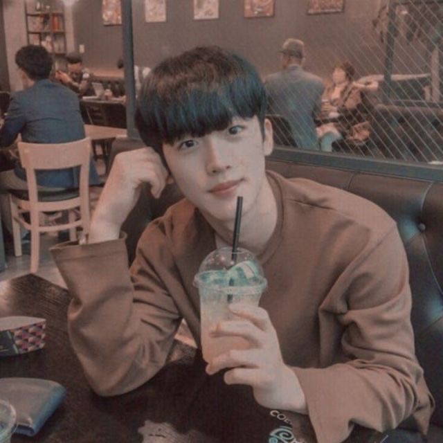 김요한 image
