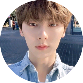황민현 image
