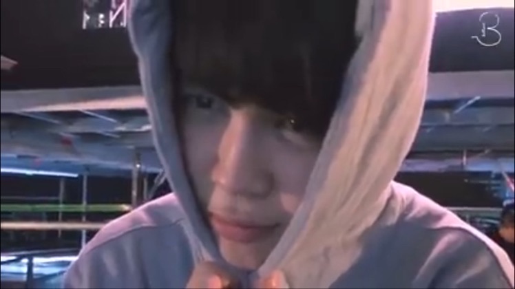 “你想成為我的家人嗎？呵呵” thumbnail