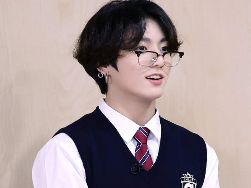 우린 마치 삼각관계 thumbnail