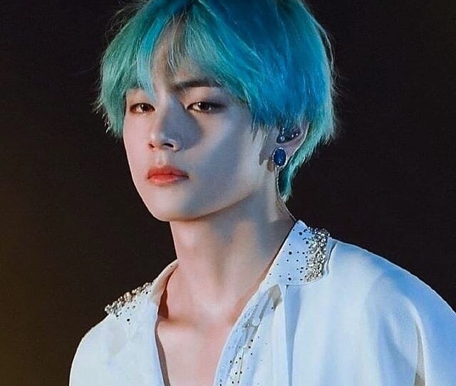 那个吸血鬼叔叔长得丑。 thumbnail