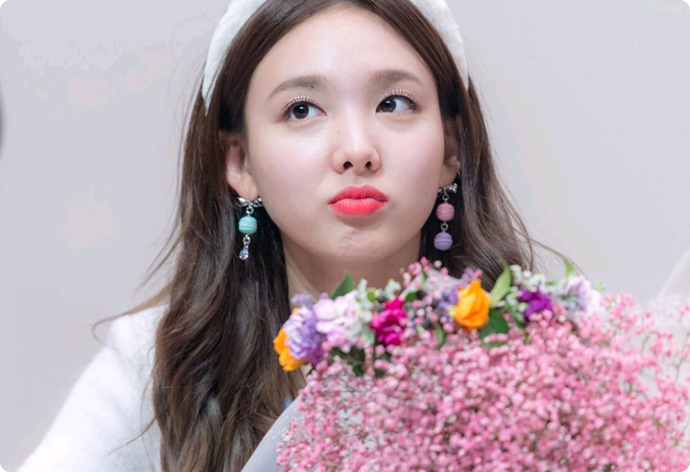 남친해줄 사람을 찾습니다. thumbnail