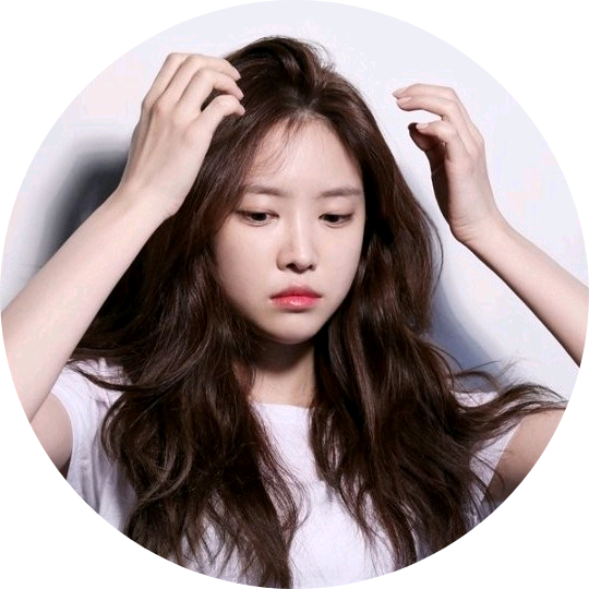 손나은 image