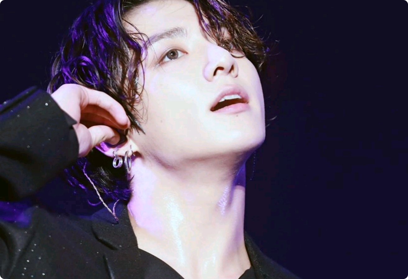 낮에는 찐따, 밤에는 조직보스 thumbnail