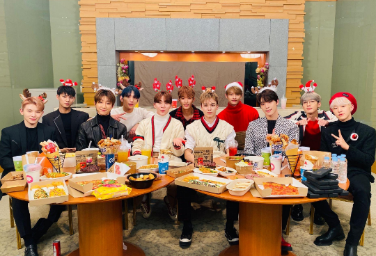 羅阿的公共房間 thumbnail