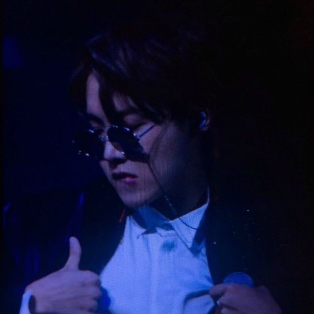 정호석 image