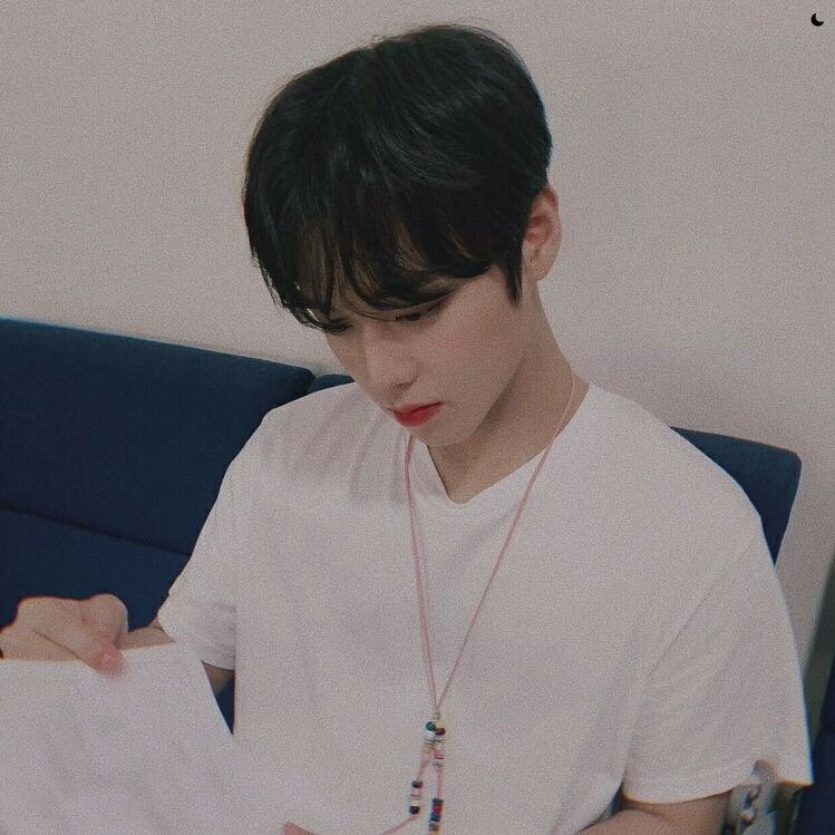 박지훈 image