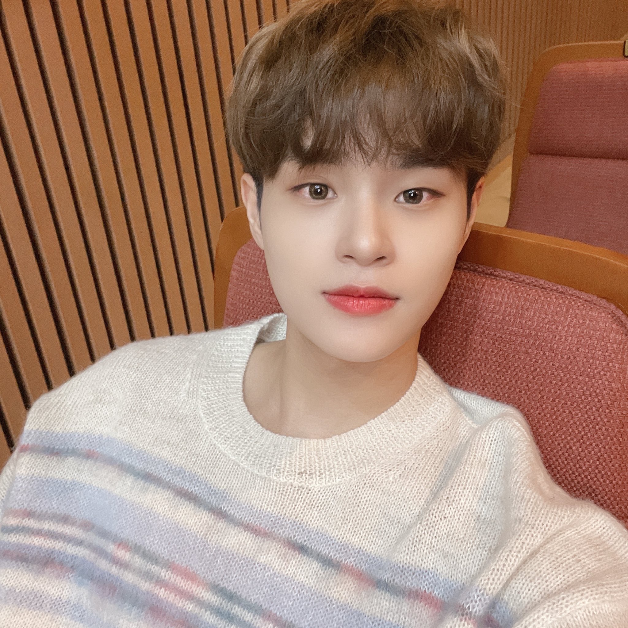 이대휘 image