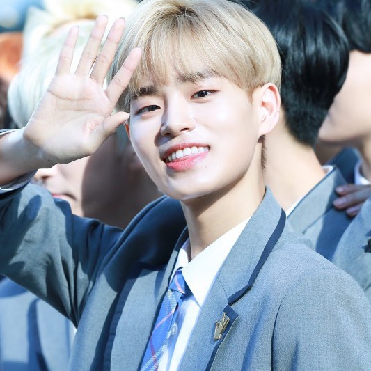 이대휘 image