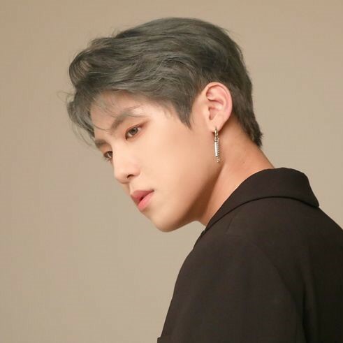 박우진 image