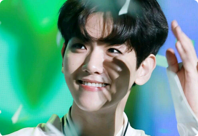 그의 미소 뒤에 thumbnail