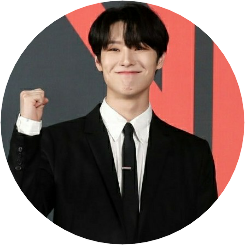 격려하는 조승연 image