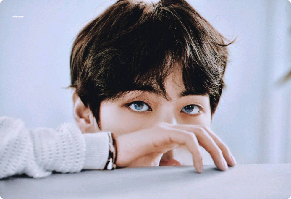 귀여운 뷔 오빠 thumbnail