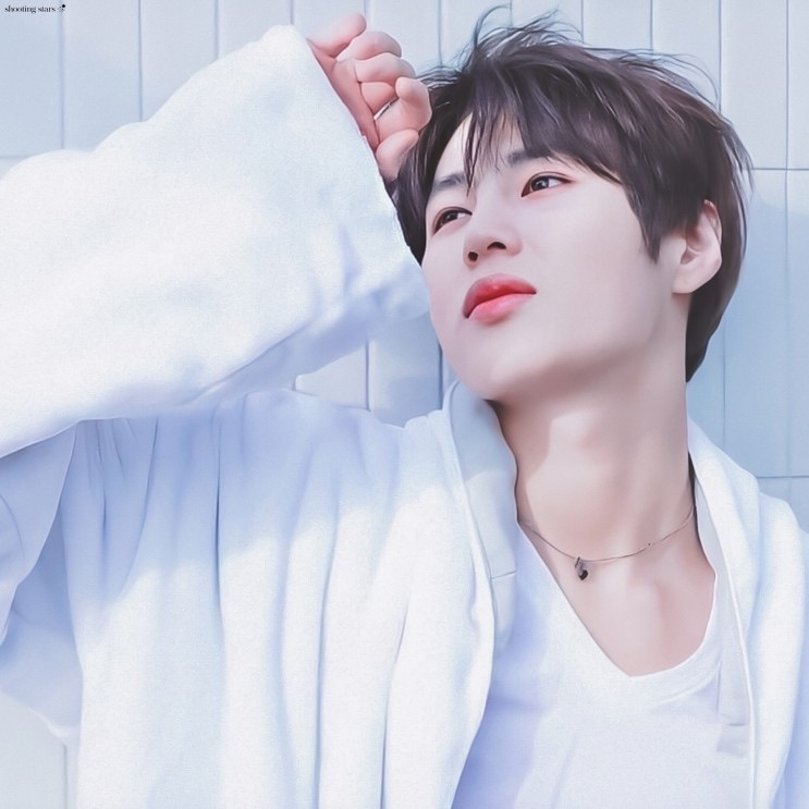 하성운 image