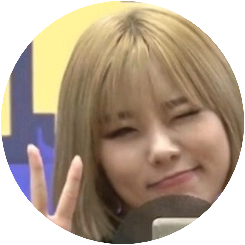 지나가는어떤무무 image