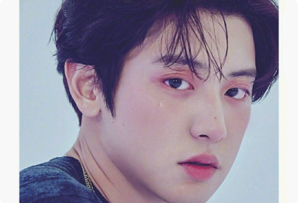 엑소 멤버 : 박찬열, 변백현, 김준면, 오세훈, 김종인, 김종대, 도경수 thumbnail