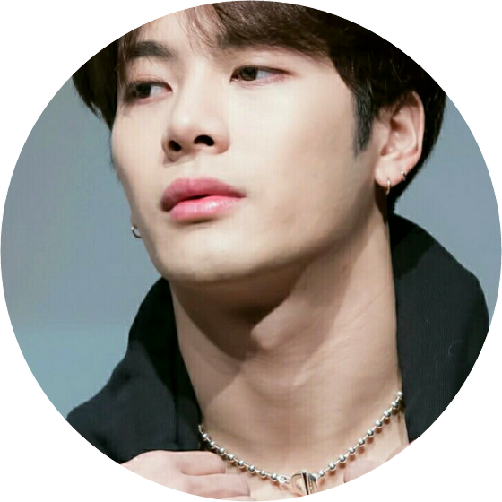 강용운 image