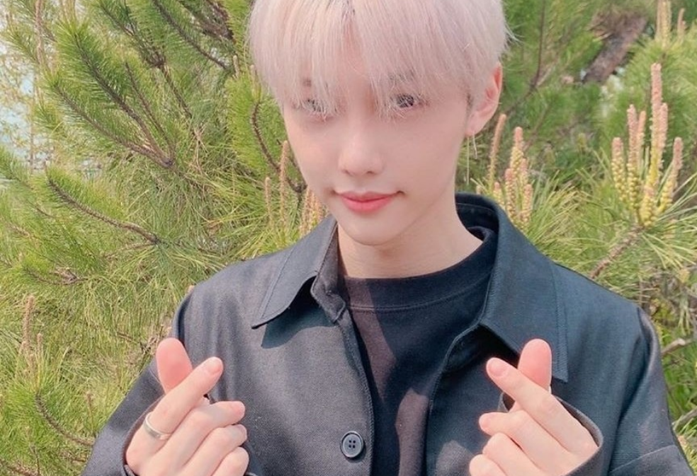 꽃의 소년 thumbnail
