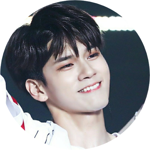 옹성우 image