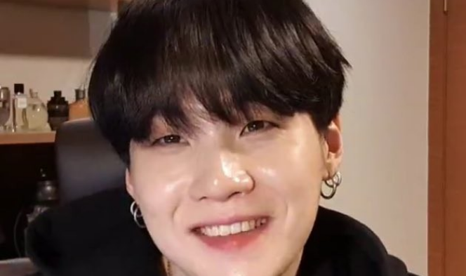 윤기에게 투표하세요 thumbnail