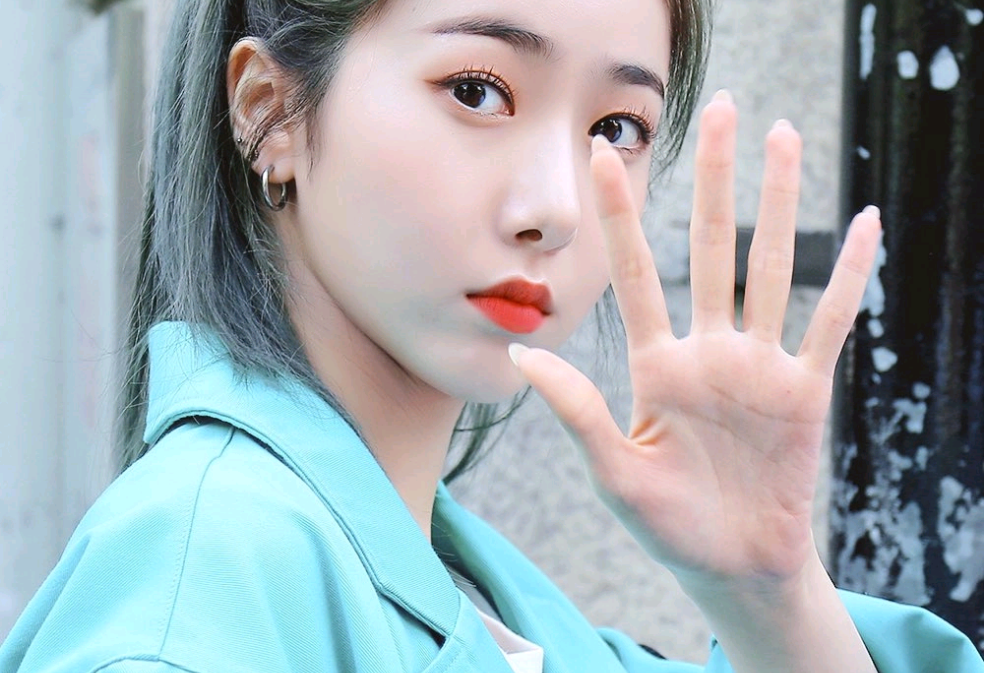 새로 온 매니저 입니다 thumbnail