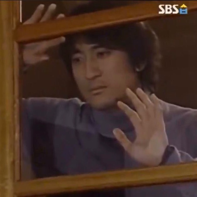 아련여주 image