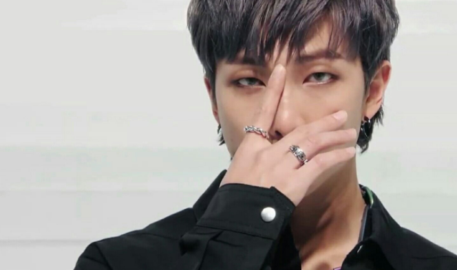 저를 친구 추가해주세요 / 남준에게 투표해주세요 thumbnail