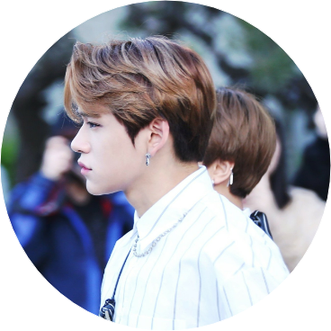 루카스 image