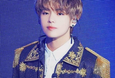 Me obligaron a salir con un ídolo. thumbnail