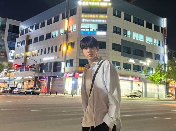 저질러보는 사이 thumbnail