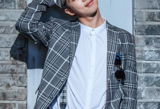 Trở thành nữ nhân vật chính trong một cuốn truyện tranh. thumbnail