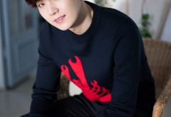 YOONGI DAY - COMMENT thumbnail