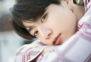 A Day in the Life of a Girl with Multiple Personalities thumbnail