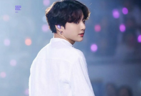 155cm female friend, 178cm male friend thumbnail