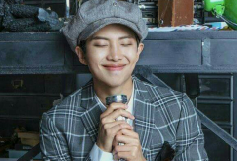 베스트 리더 남준에게 투표하세요 thumbnail